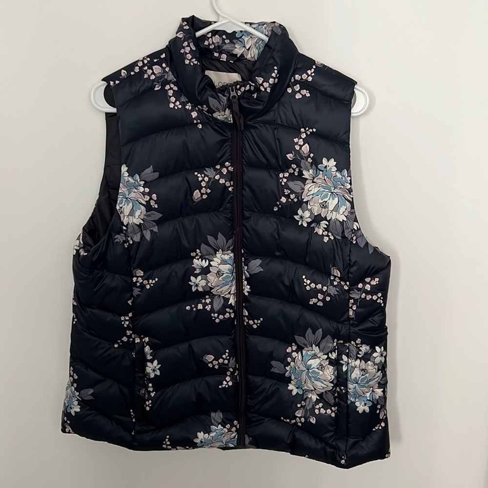 LOFT Floral Puffer Vest NWT